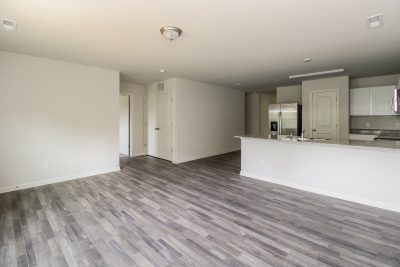 004 Living Room ET61119