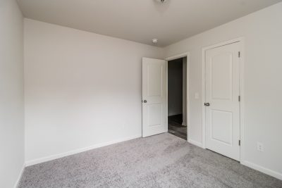 011 Bedroom ET61119