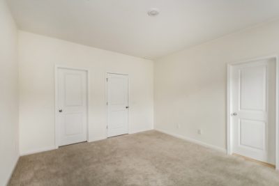 007 photo main bedroom 13279906