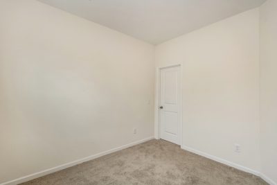012 photo bedroom 13279904