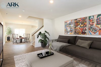 002 1620 Corbett Street 001 photo living room 13231448 30 05 24 02 47
