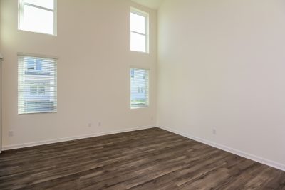 001 photo living room 12166110