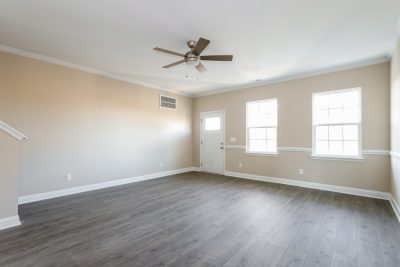 004 Living Room ET51226