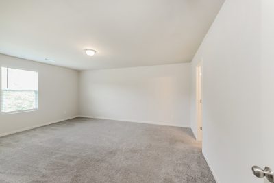 007 photo main bedroom 12990413