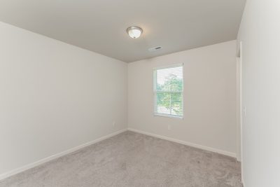 010 photo bedroom 12990402