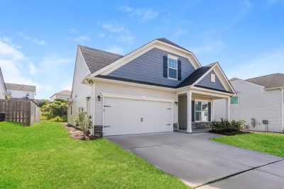 001 photo front view 13981082