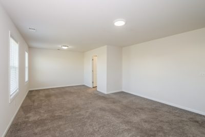 007 photo main bedroom 14446067