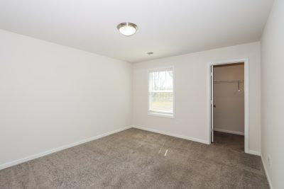 010 photo bedroom 14446070