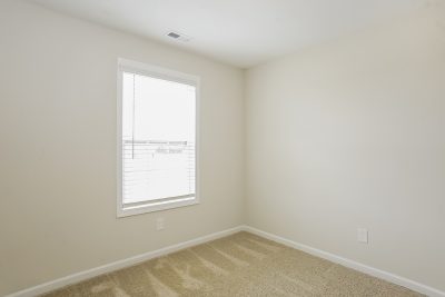 008 photo bedroom 10572101