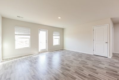 003 Living Room ET41148