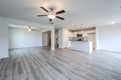 008 Family Room ET61029