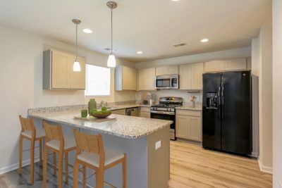 001 011 photo vs kitchen 15156577