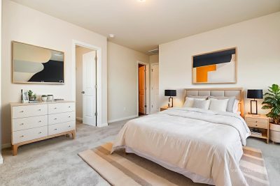 003 photo vs main bedroom 15183180