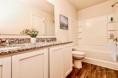 004 photo vs main bathroom 15183179