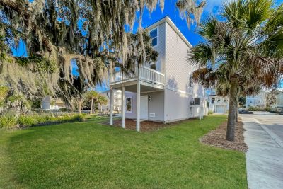 014 photo rear view 10154275