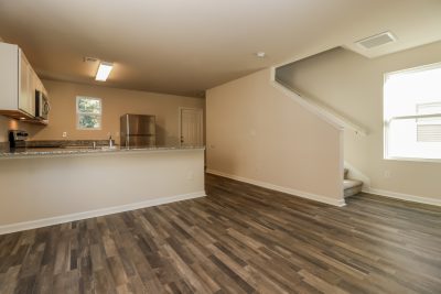 002 Living Room ET61024