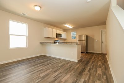 004 Living Room ET61024