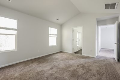 007 photo main bedroom 13285924