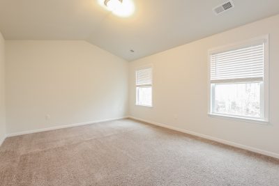 007 photo main bedroom 13396758