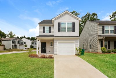 000 Front View 12741610 4