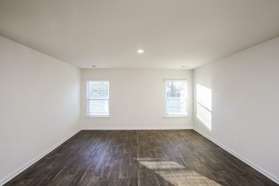 003 Living Room ET51134