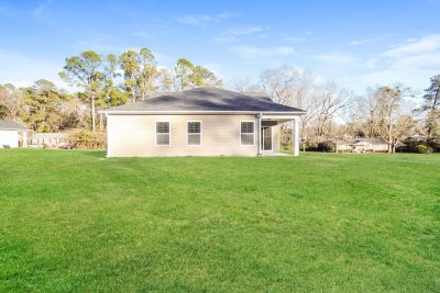 014 photo rear view 14258946