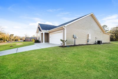 001 photo front view 14258956