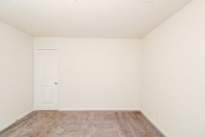 011 Main Bedroom ET91077