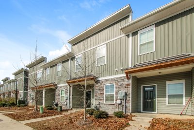 001 photo front view 15087369