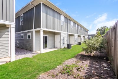 015 Rear View ET42044