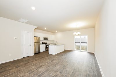 003 Living Room ET42068