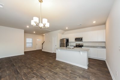 003 Living Room ET42071