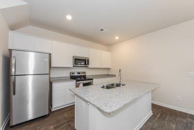 004 Kitchen ET42071