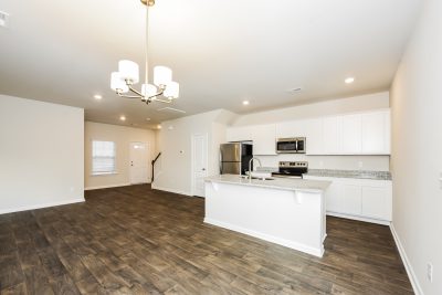 004 Dining Room ET42075