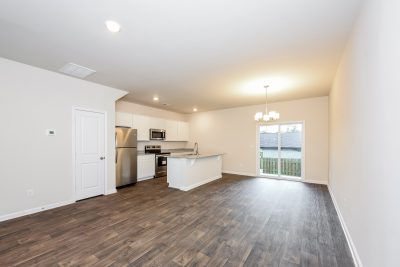 003 Living Room ET42076