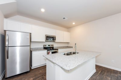 005 Kitchen ET42076