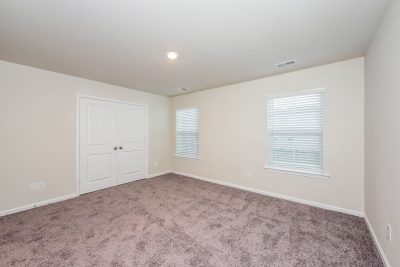 010 Bedroom ET42076