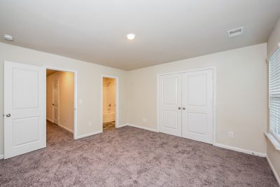 011 Bedroom ET42076