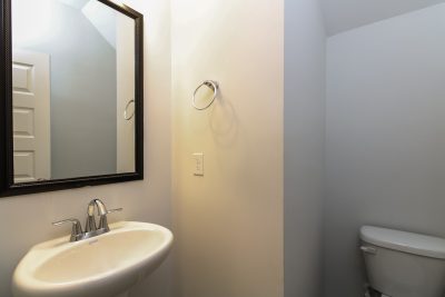 013 photo bathroom 12727924
