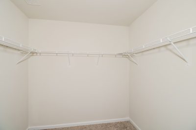 010 photo walk in closet 13199375