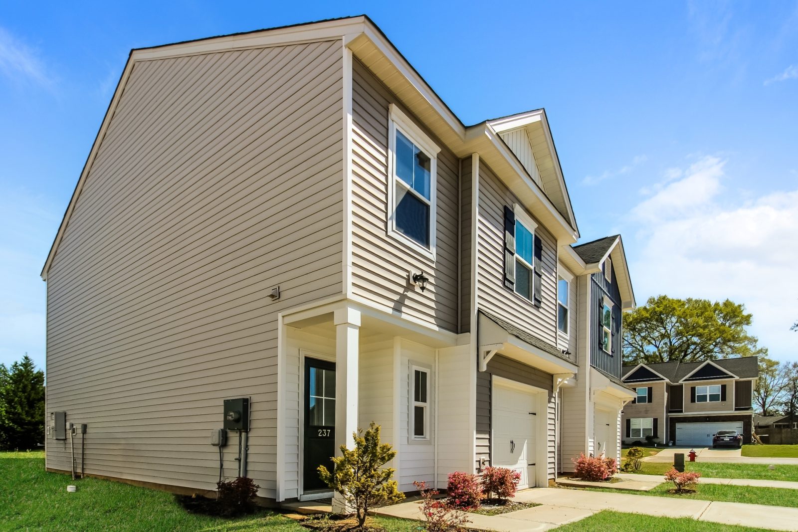 000 photo front view 15239964