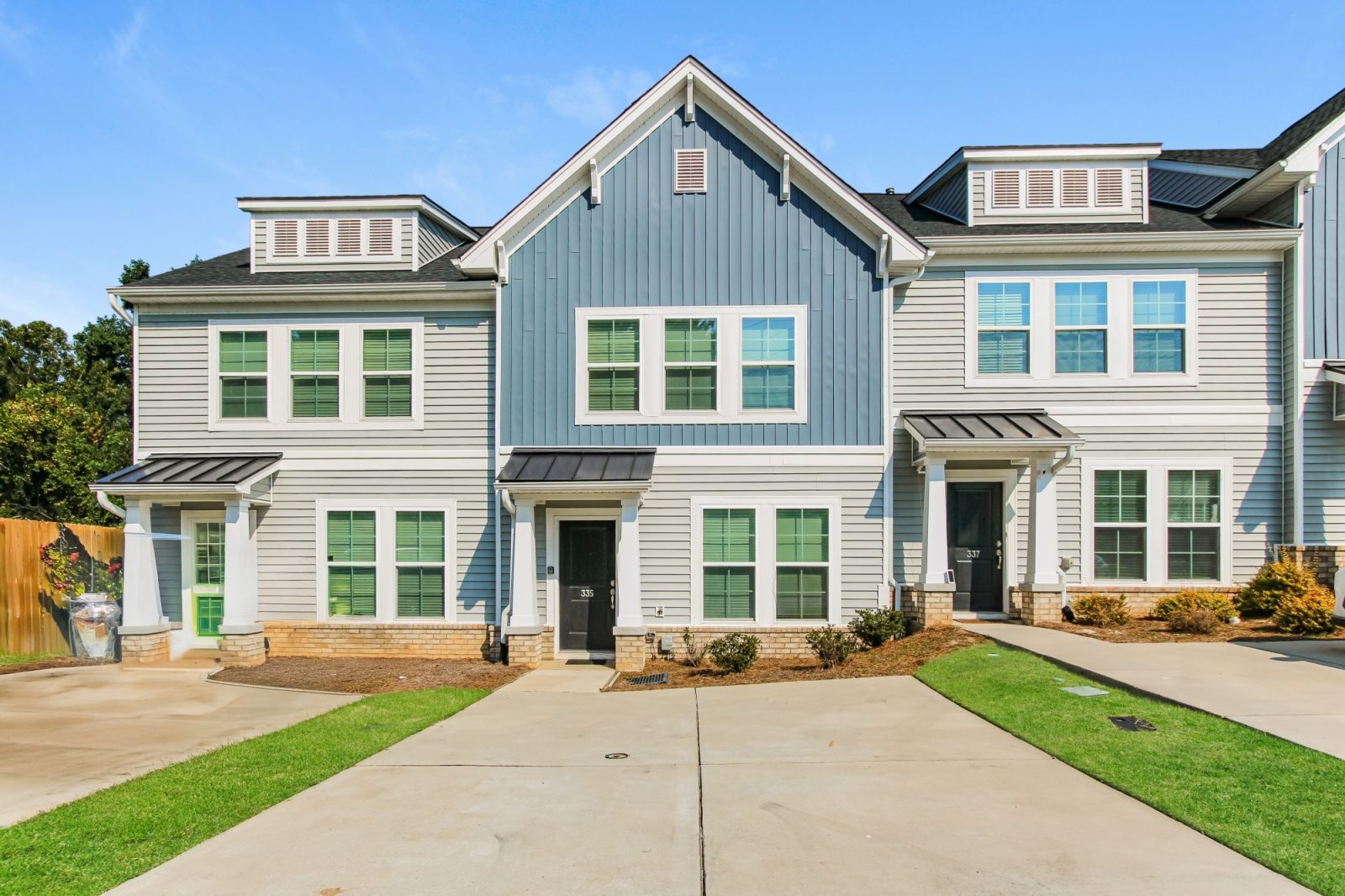 000 001 Front View ETA0026