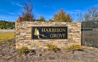 A 000 Harbison Grove Community Entrance
