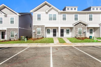 014 Front View 13603348
