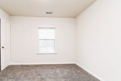 012 021 photo bedroom 15149928