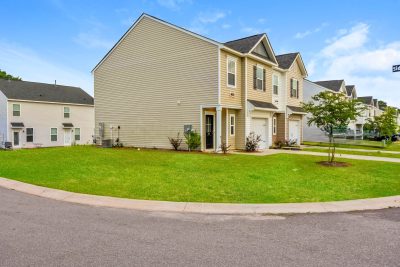 001 photo front view 13831700