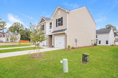 001 photo front view 11806323