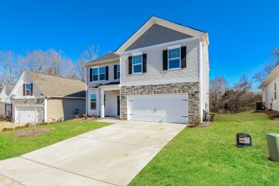 002 Front View ET91176