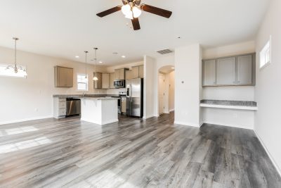 004 Living Room ET51329