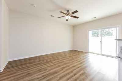 002 photo living room 14028372